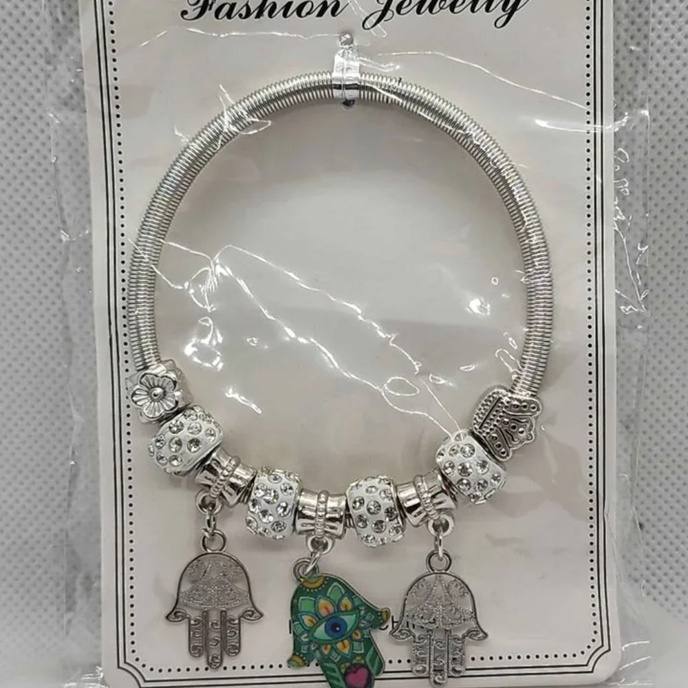 Brand New   Three Hamsa  Bracelet